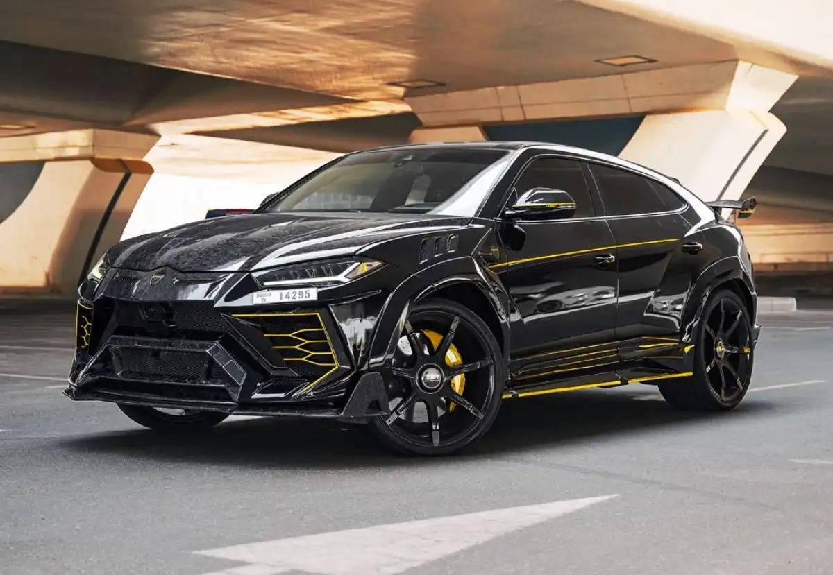 Lamborghini luxury car rental Dubai Christmas 2025